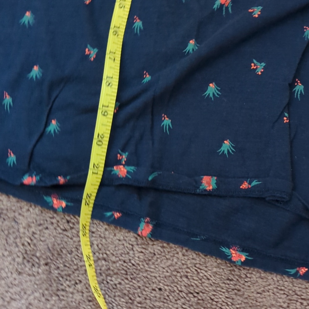 Lucky Brand Navy Floral T-Shirt. 2 For $10 - Picture 5 of 5